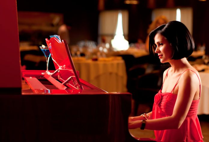¿Cómo influye la música en el éxito de un restaurante?