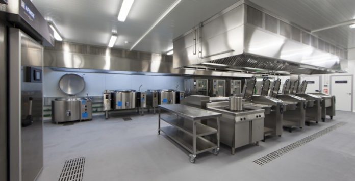 Serunion inaugura su nueva cocina central altamente sostenible.