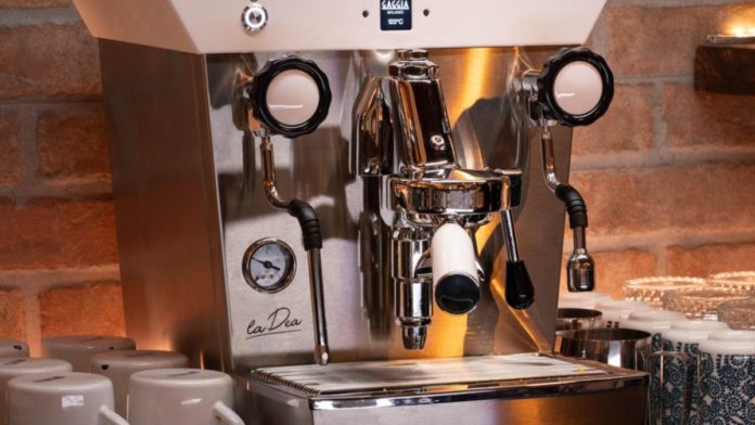 Nueva máquina La Dea, cafetera espresso de la marca Gaggia